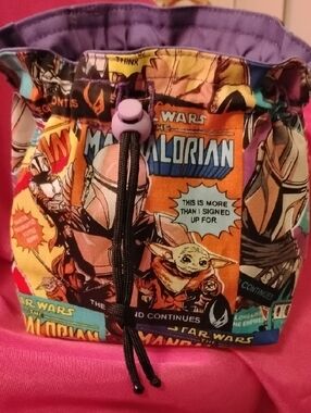 The Mandalorian Comic-Print Mini Drawstring Bag - Purple Accent